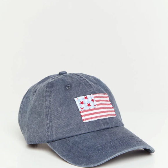 HAT BEGINNING BOUTIQUE - Picture 4 of 7